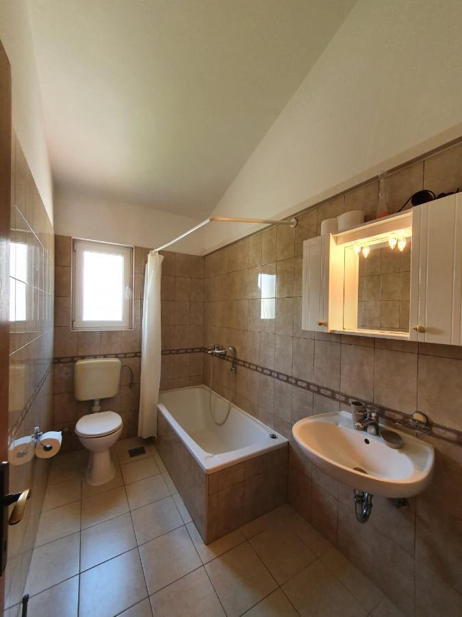 Apartments Kim Раб Экстерьер фото