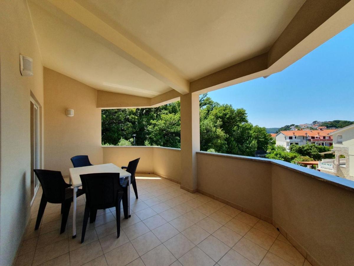 Apartments Kim Раб Экстерьер фото