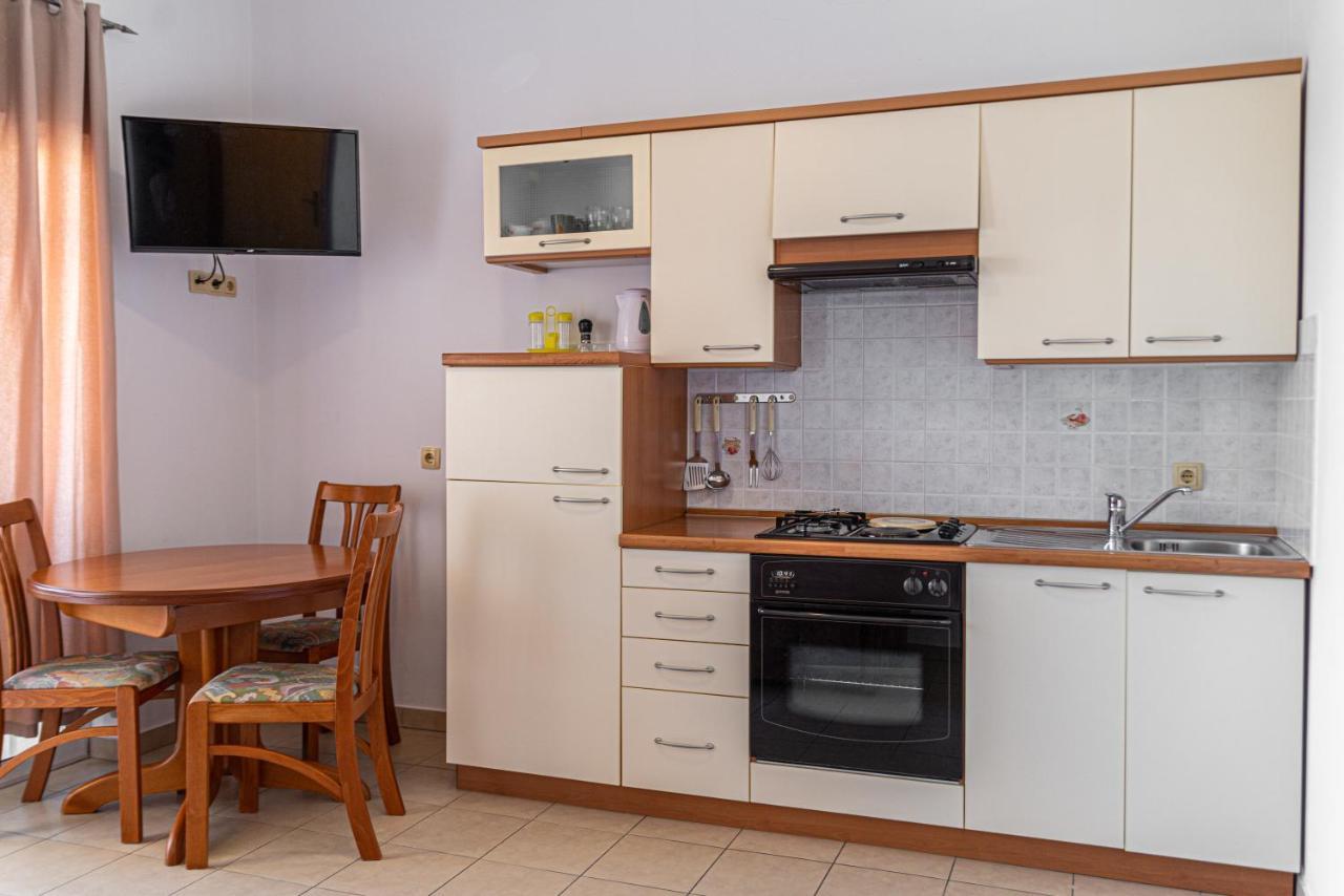 Apartments Kim Раб Экстерьер фото