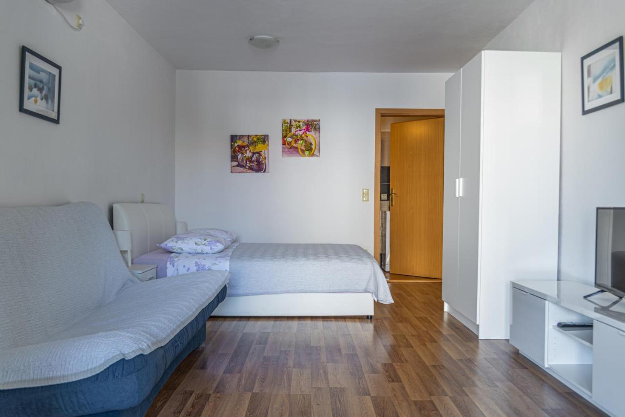 Apartments Kim Раб Экстерьер фото