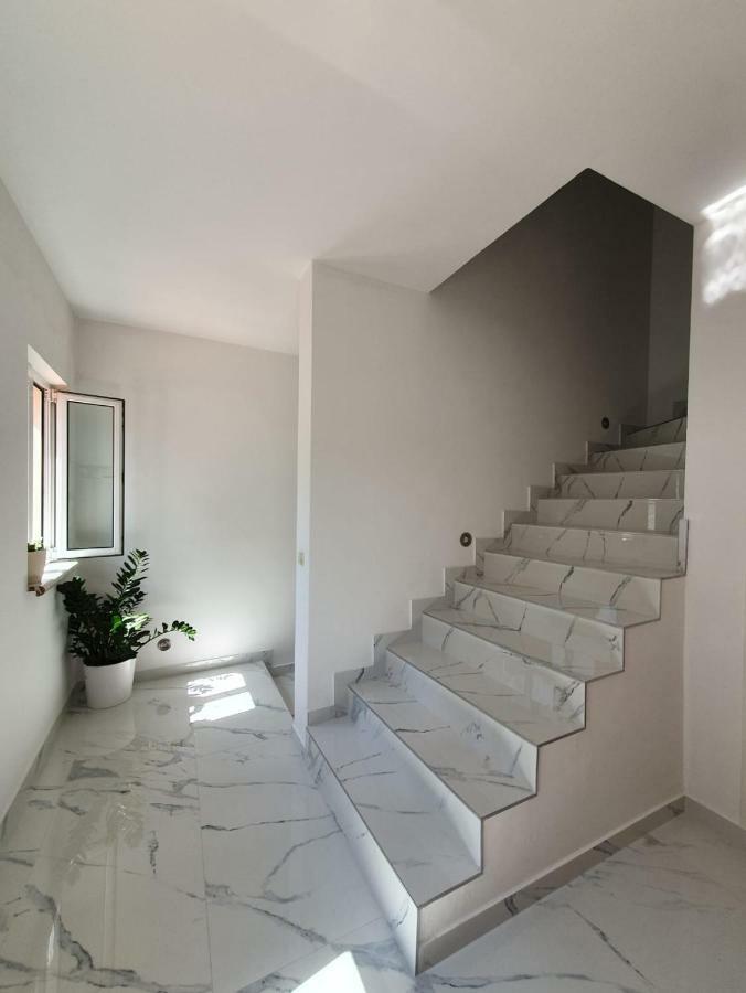 Apartments Kim Раб Экстерьер фото